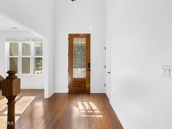 3rd image of 42 Osprey Road