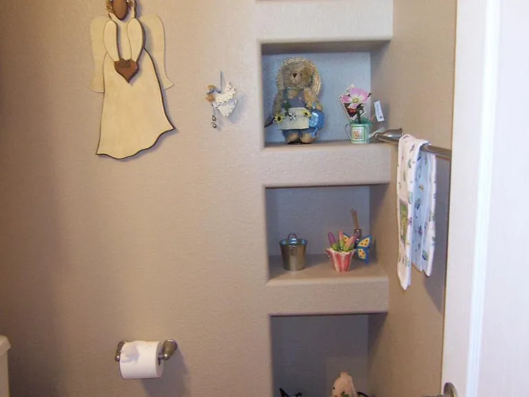 Upstairs Guest 1/2 Bathroom