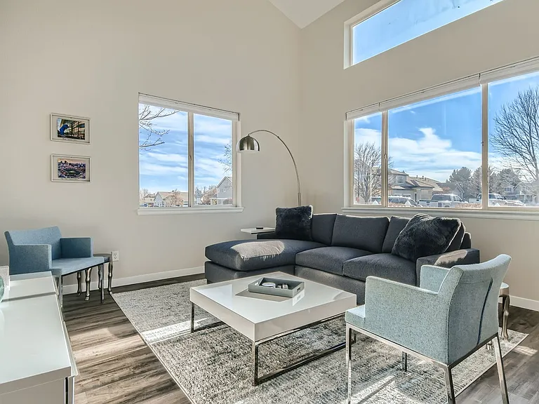 2504 E 127th Pl — Photo 7