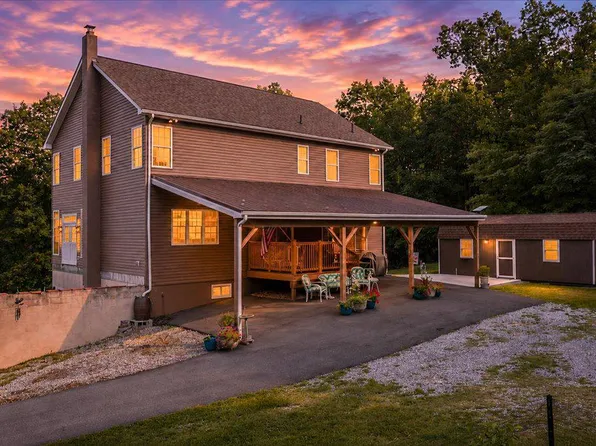 460 Roys Ln, Hedgesville, WV 25427