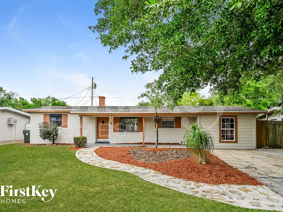 904 Alaska Dr