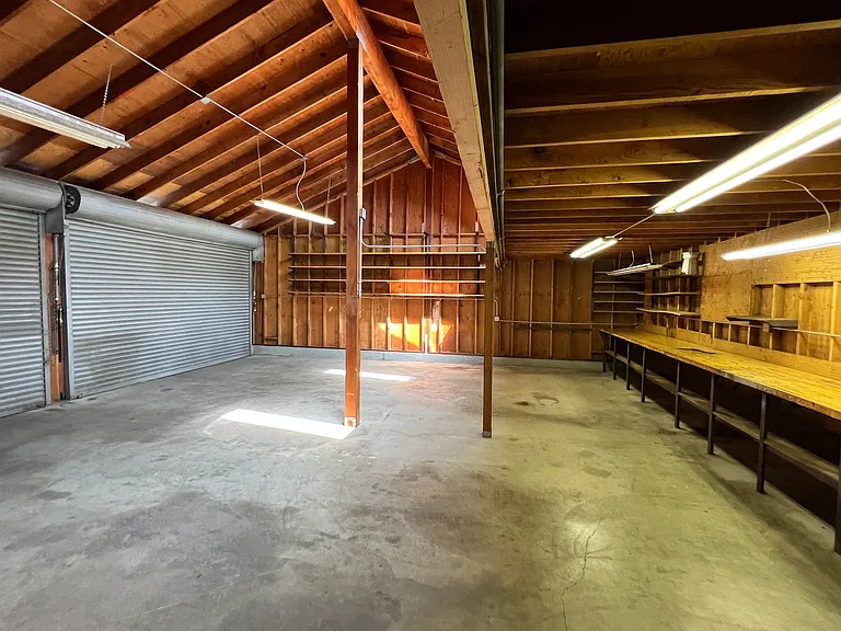 209 Cherry Ave — Photo 19