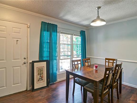 3rd image of 205 Mill Pond Ct SE