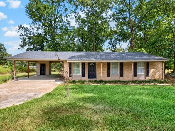34 Kennon Ave, Laurel, MS 39443