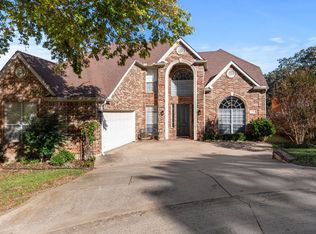 2 Shields Ct, Trophy Club, TX 76262