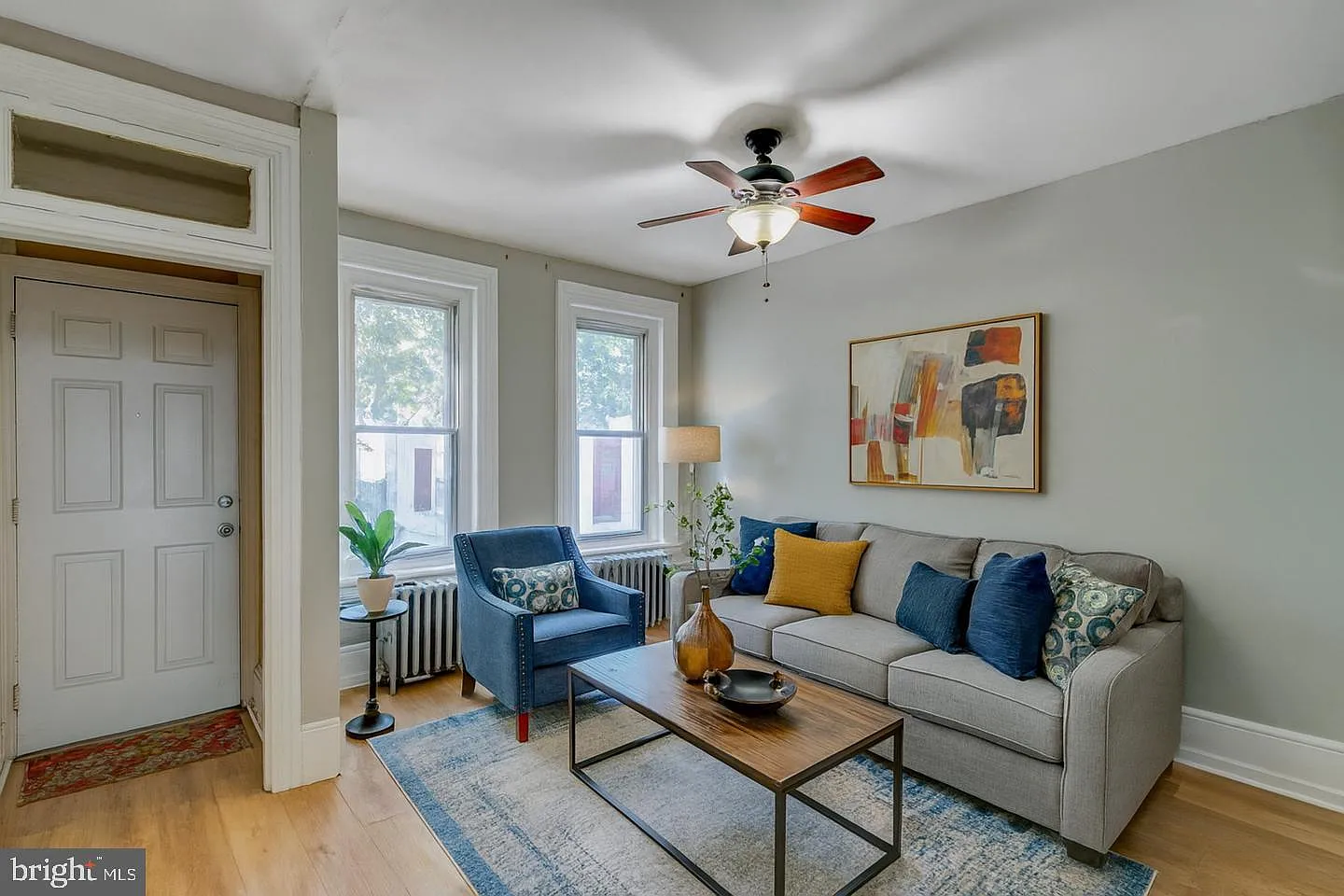 4 bed, 2.0 bath, 1680 sqft, $3,300 — Photo 2