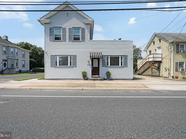 132 Main St, Mantua, NJ 08051