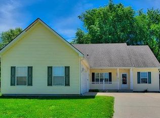211 Lookout, Buckner, MO 64016