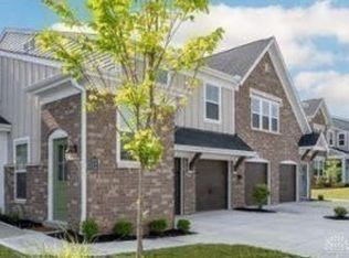 4253 Sugar Point Way #21-203, Sugarcreek Township, OH 45459