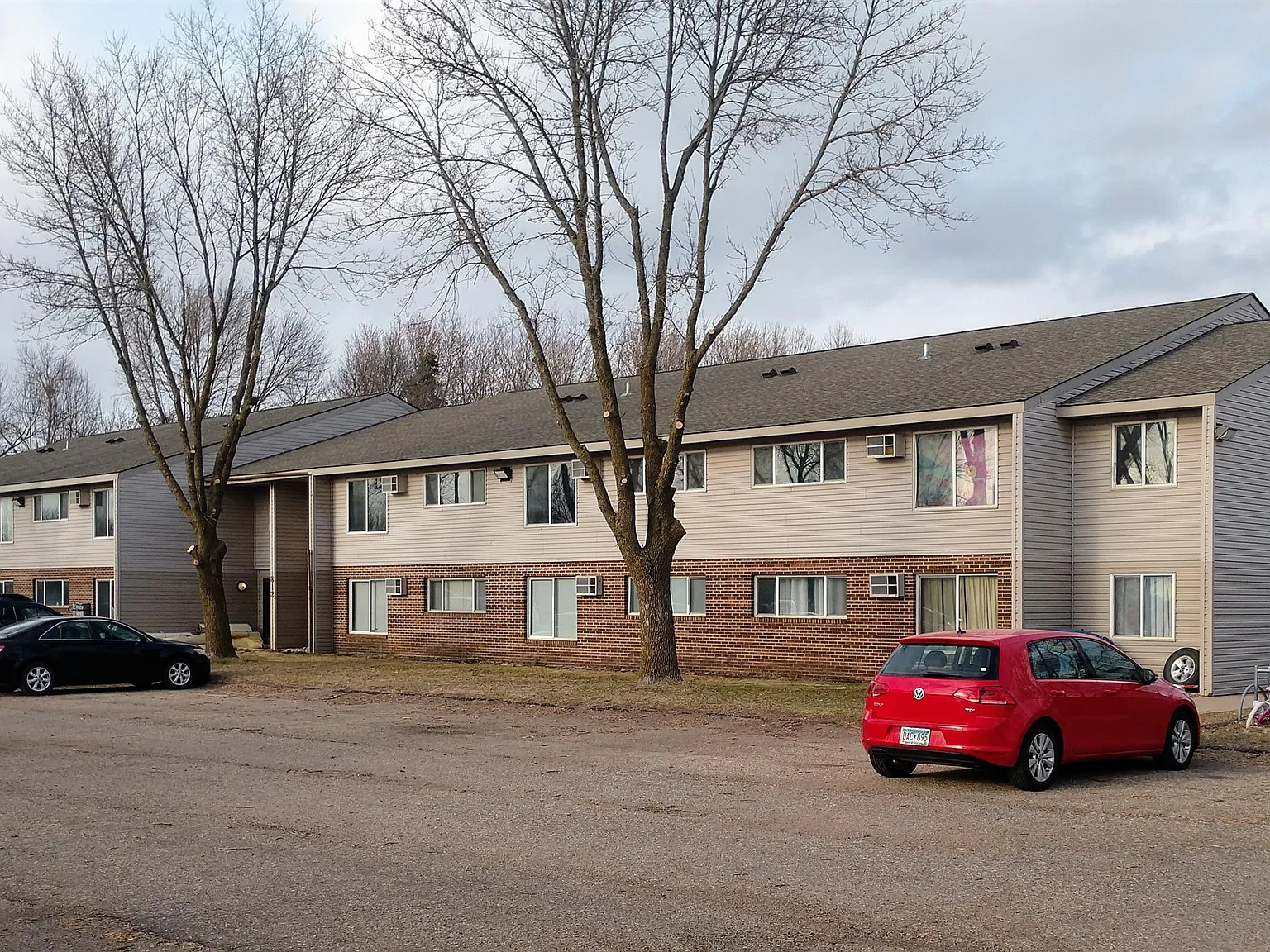 801 Hills Ave — Photo 4