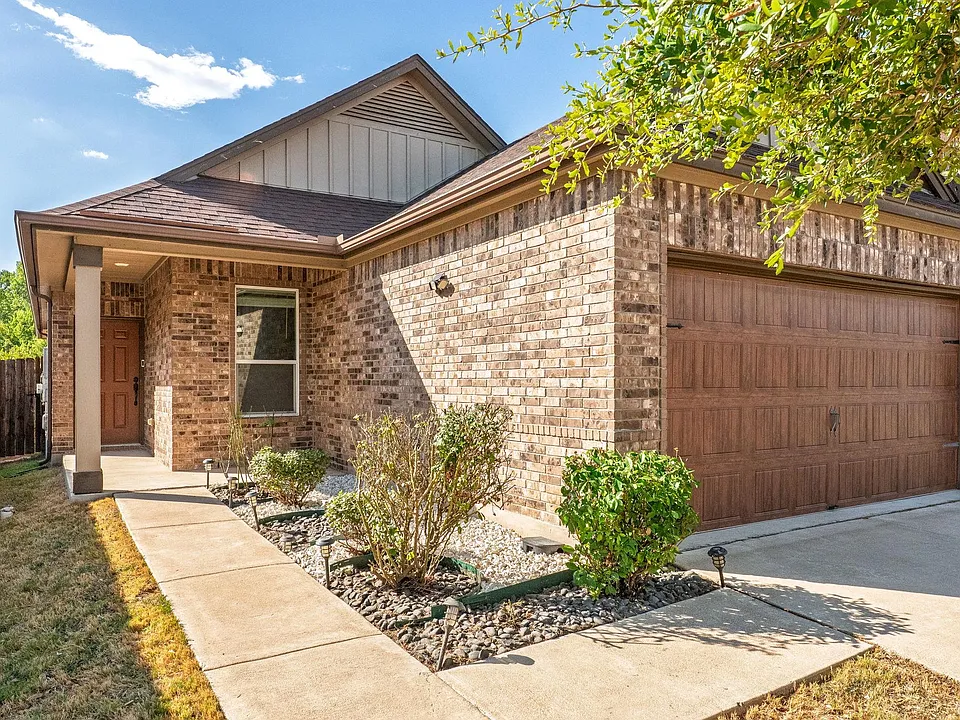 17006 Gibbons Path