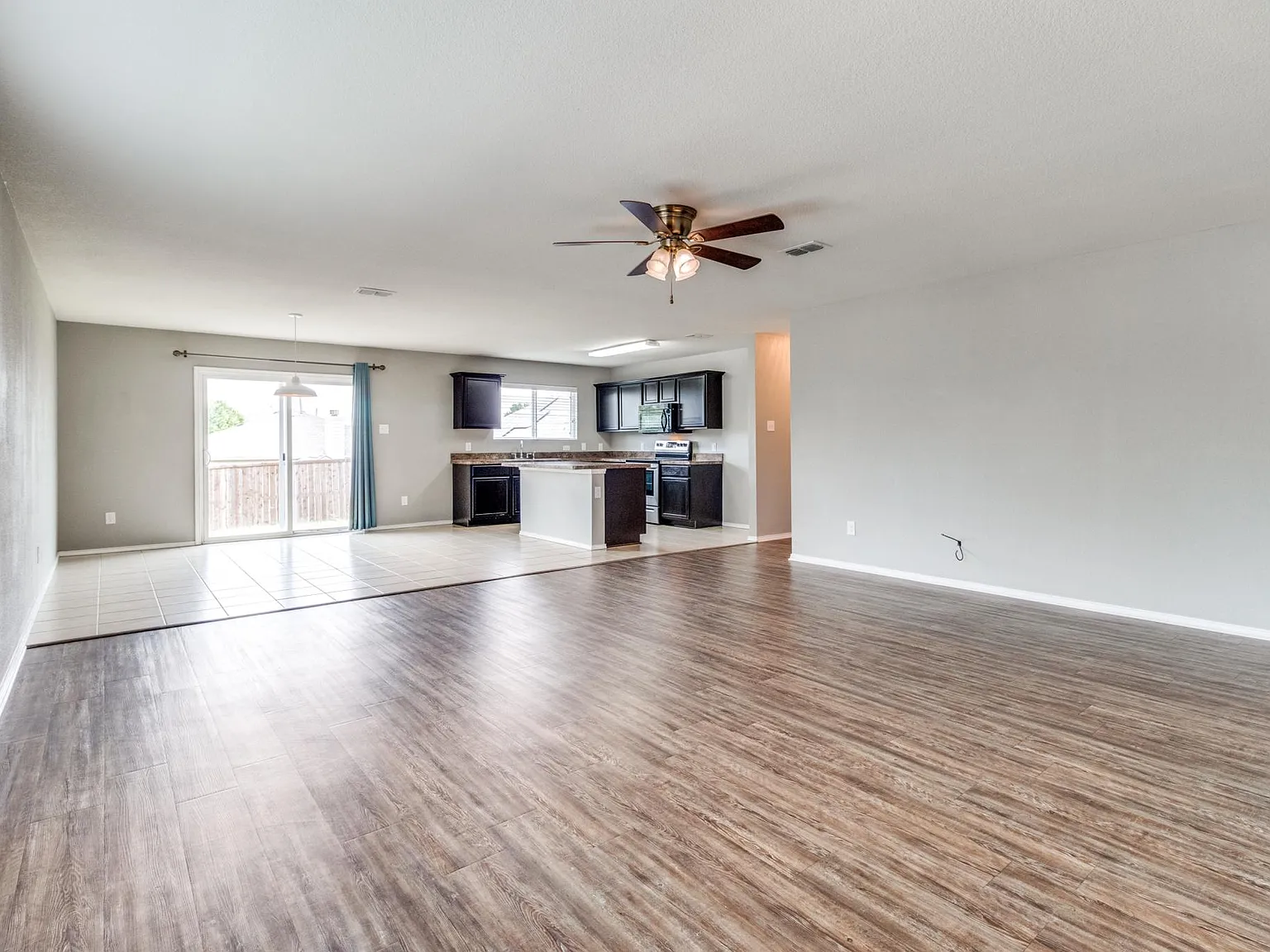 3 bed, 1551 sqft, $1,800 — Photo 3