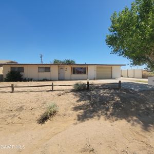 8150 Evergreen Ave, California City, CA, 93505