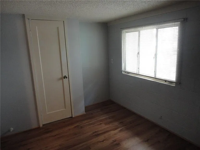 3205 Grooms St #C — Photo 9