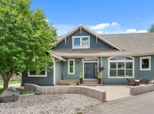 227 N Meadow Dr, Rifle, CO 81650