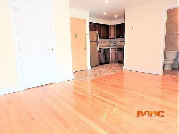 5th image of 30-84 29th St #3N
