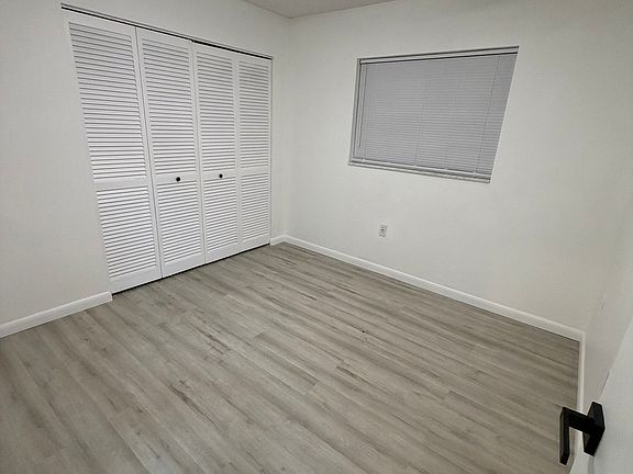 5th image of 2408 SE 15th Ave