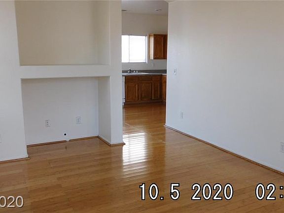 3rd image of 8008 Imperial Treasure St