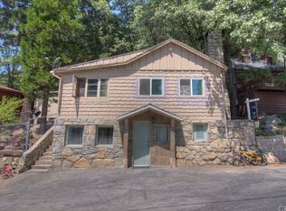 1240 Lovers Ln, Rimforest, CA 92378
