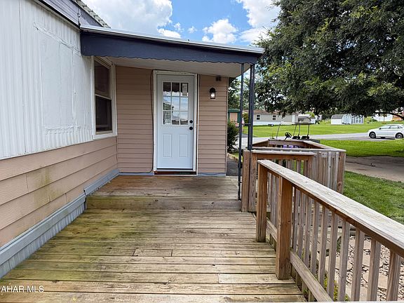 4th image of 100 Monarch Dr