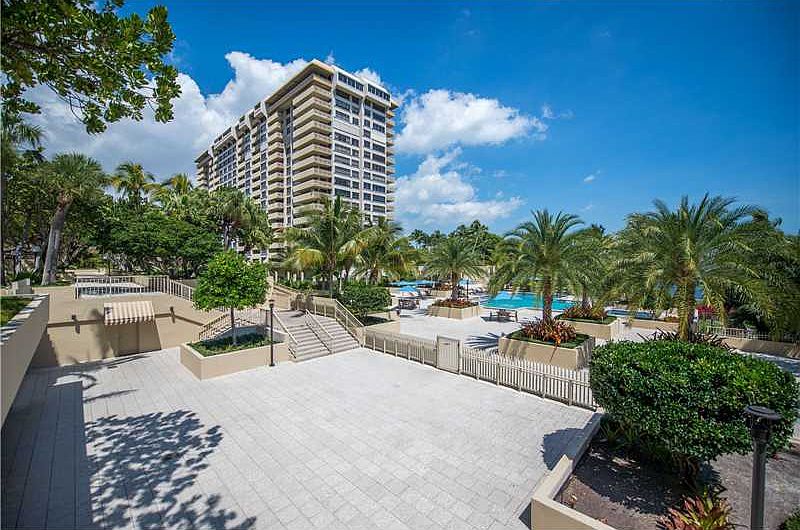 1st image of 2 Grove Isle Dr #B203