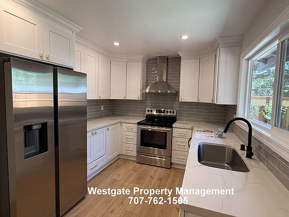 3rd image of 4367 Gloria Ct