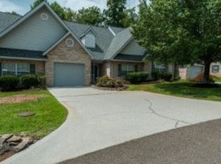 3443 Laurel View Rd, Knoxville, TN 37917