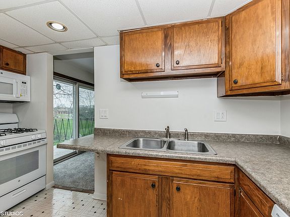 4th image of 12024 S Kildare Ave APT 12