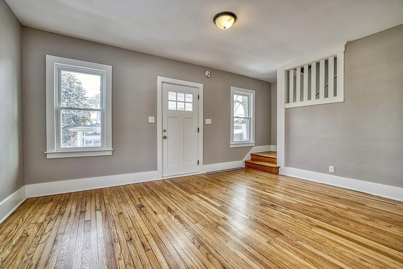 3 bed, 1200 sqft, $1,350 — Photo 2
