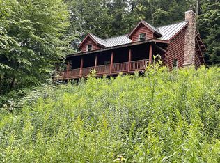 879 Marcs Dr, Chester, VT 05143