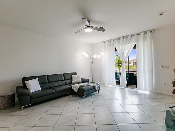 5th image of 2814 Blossom Way