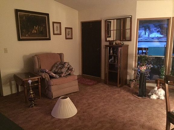 5th image of 12601 115th Avenue Ct E