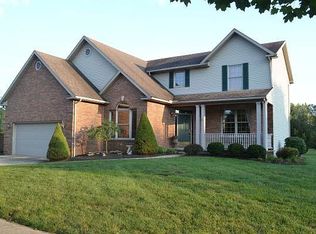 716 Creekside Dr, Lancaster, OH 43130