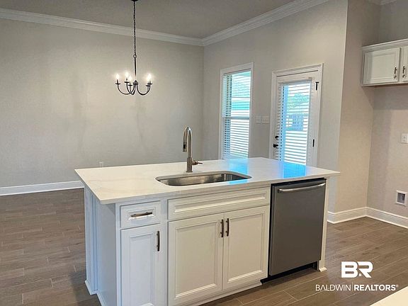 5th image of 1733 Breckinridge Pl