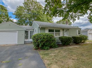 390 Homestead Ave, Holyoke, MA 01040