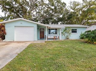 2213 Gladys St, Largo, FL 33774