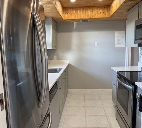 4th image of 2011 S Seacrest Blvd APT D