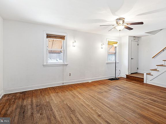 5th image of 522 Amosland Rd
