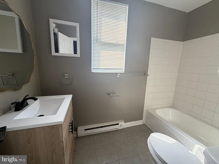 2262 N Cleveland St — Photo 7