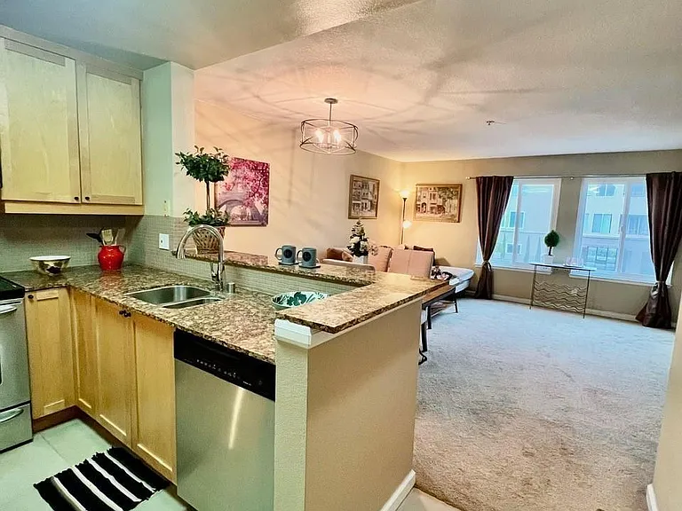 8889 Caminito Plaza Centro #7229 — Photo 38