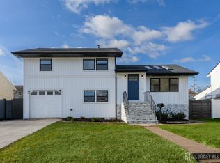 537 Ford Ave, Fords, NJ 08863