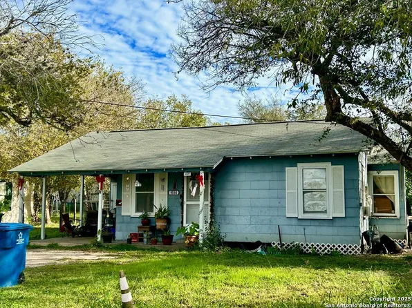 1504 N Ave E, Beeville 78102