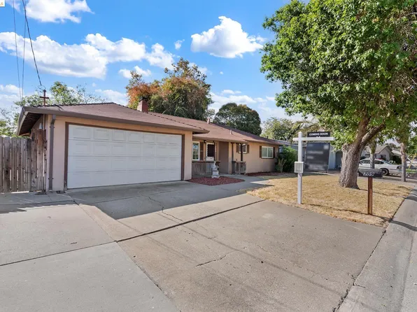 209 Cleopatra Dr, Pleasant Hill, CA 94523