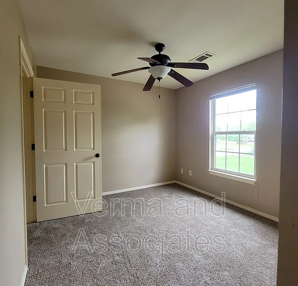 192 Fair St #198 — Photo 35