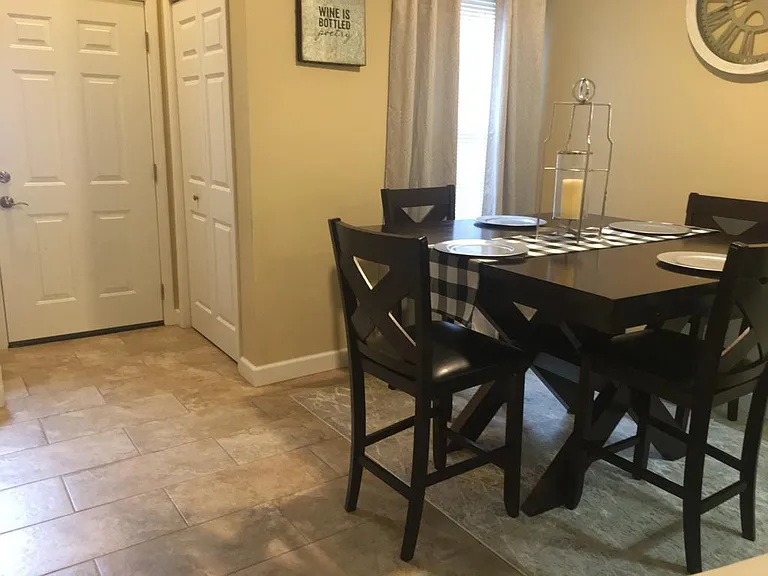 89 Renaissance Ln — Photo 11
