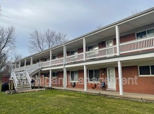 59425 Ten Mile Rd #3B, South Lyon, MI 48178