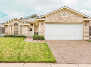 423 Saint Croix Dr, Laredo, TX 78045
