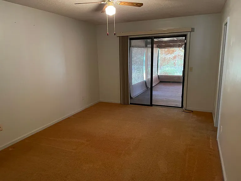 188 Cypress Ln — Photo 5