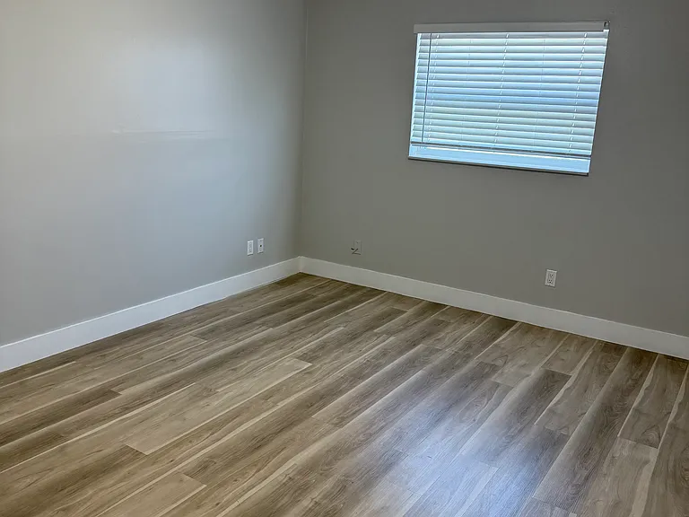 Apartments on 11th — Photo 15