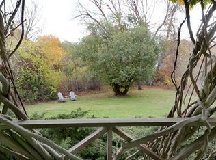 105R South St, Rockport, MA 01966